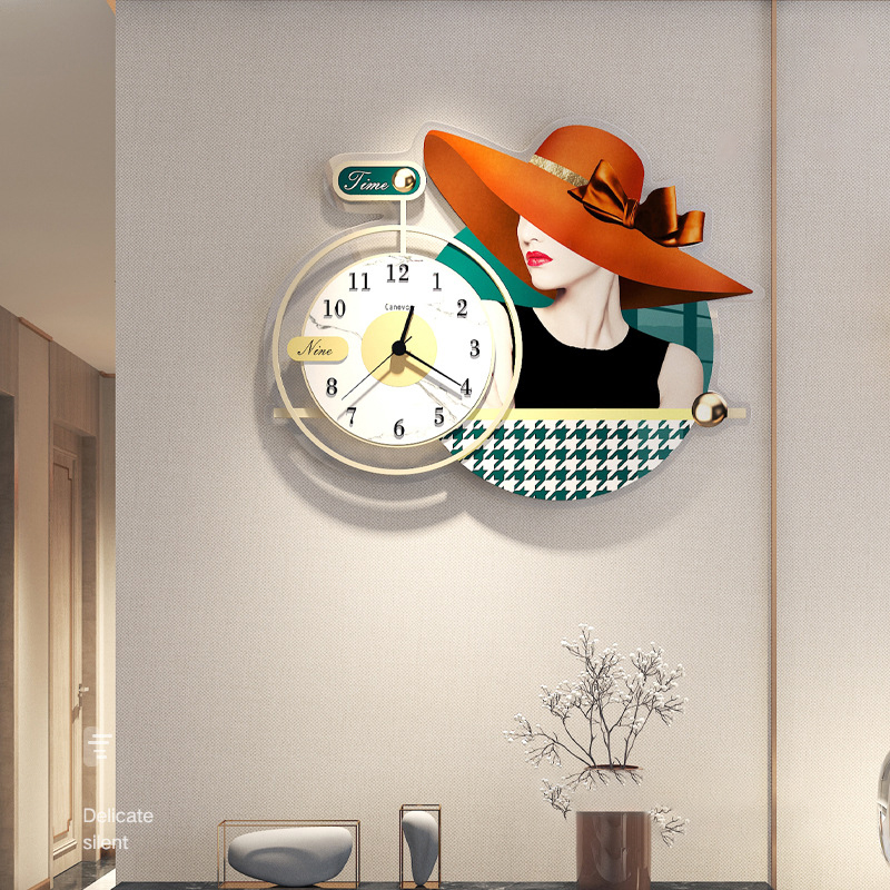 Đồng hồ treo tường hình cô gái đội mũ màu cam size lớn 66cm x 52cm