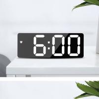 Đồng hồ Led để bàn mặt gương. Decor bàn làm việc độc đáo.