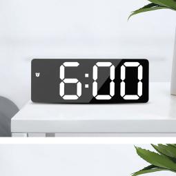 Đồng hồ Led để bàn mặt gương. Decor bàn làm việc độc đáo.