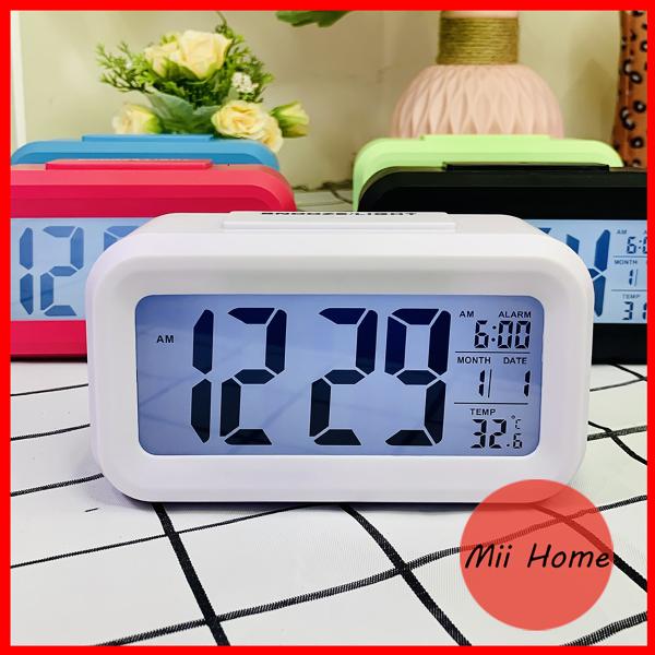 Đồng Hồ Để Bàn Nhựa - DH011